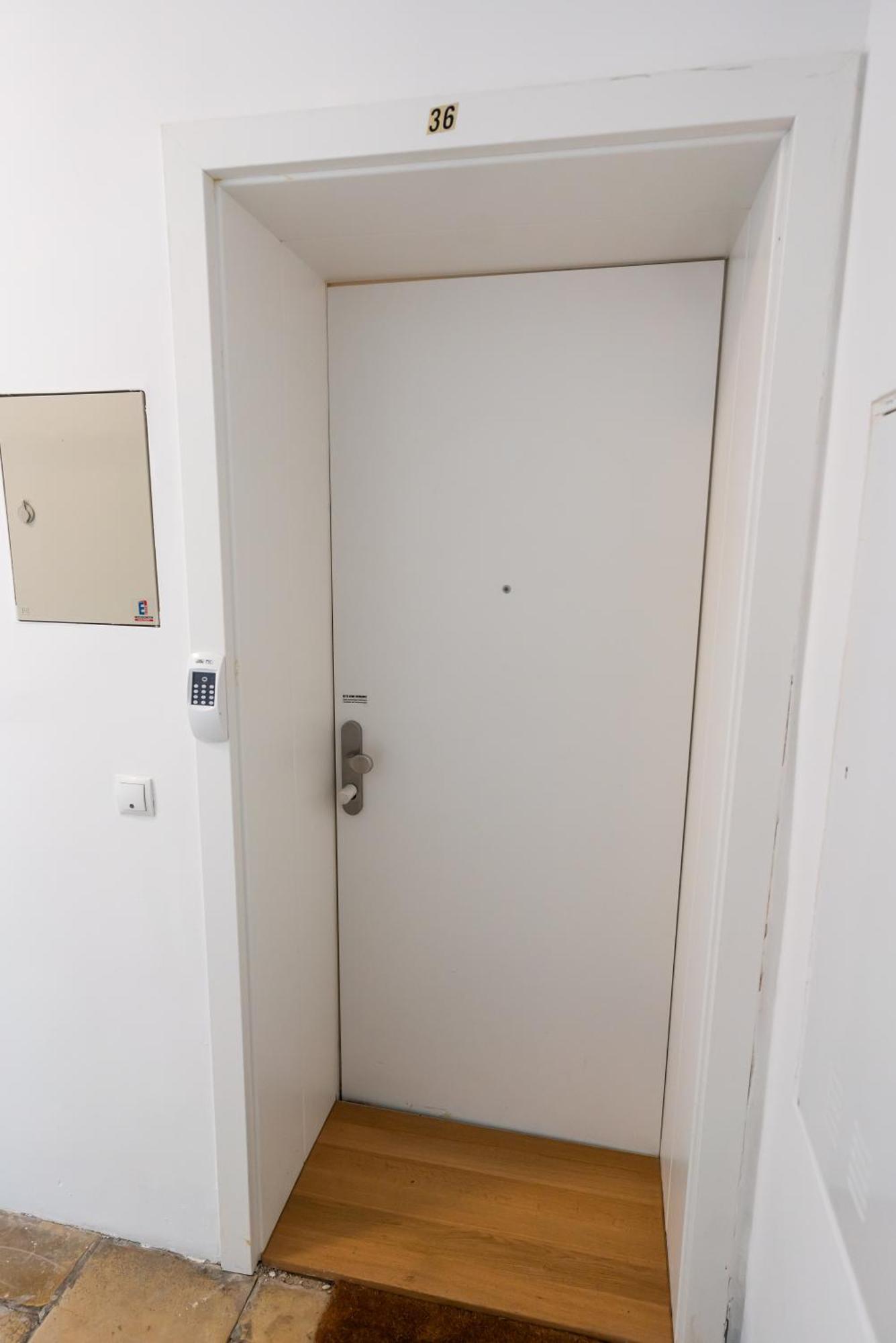 Vienna City Apartments - Metro 1160 ウィーン エクステリア 写真